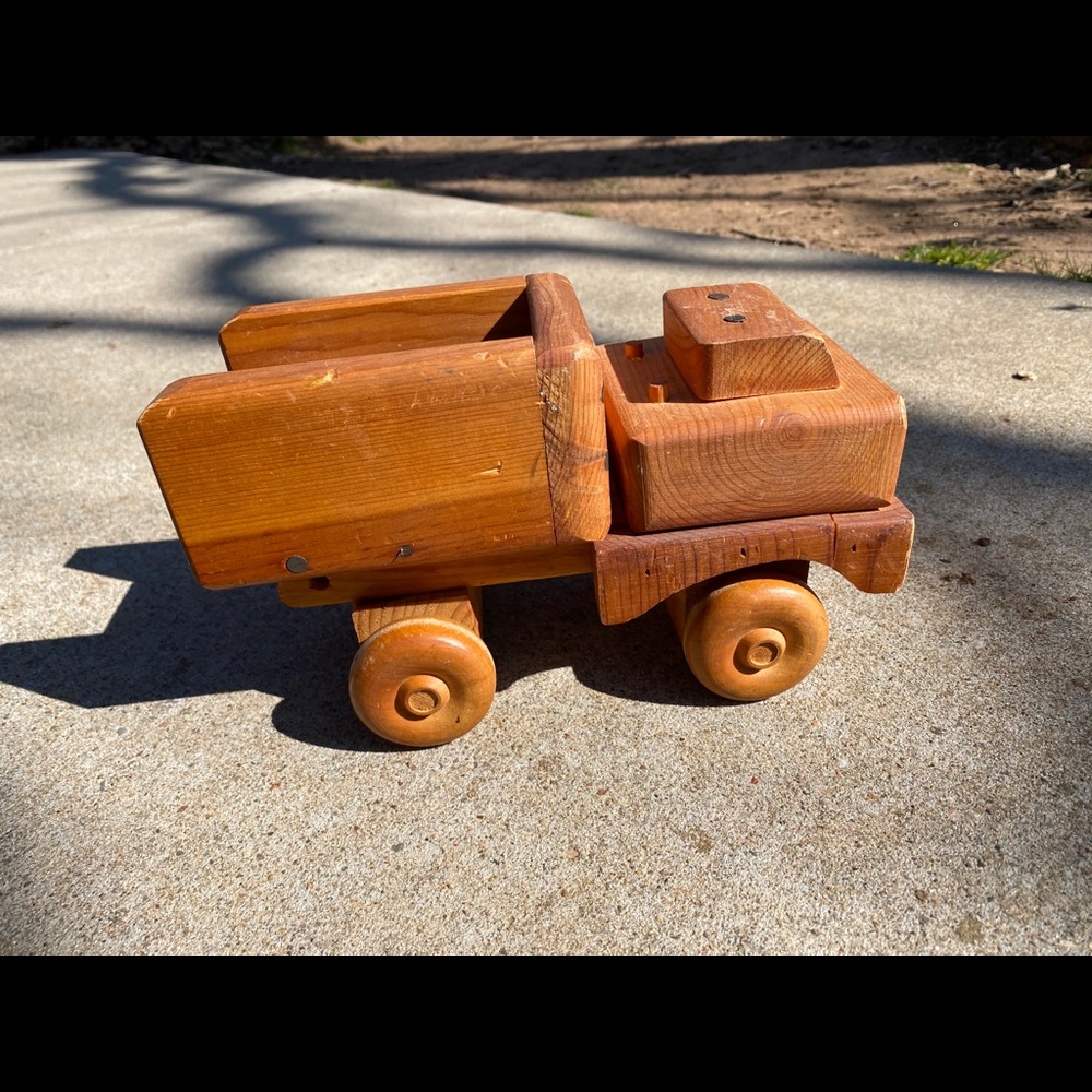 Wooden dump truck